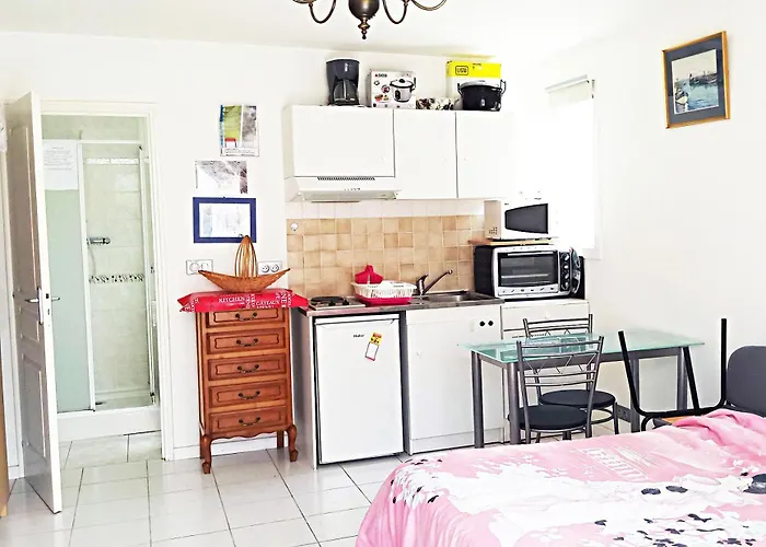 Des Deux Plages Privatunterkunft *